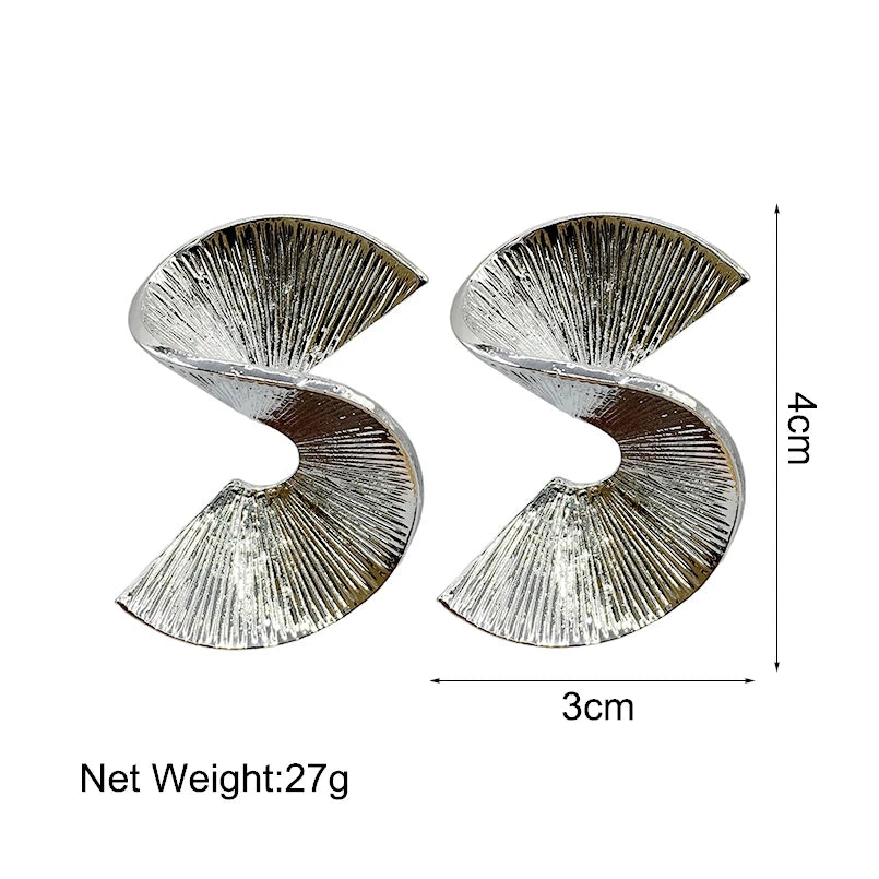 KDLUN African Bib Torques Chokers Necklaces For Women Statement Metal Geometric Collar Necklace Indian Jewelry Boho Design