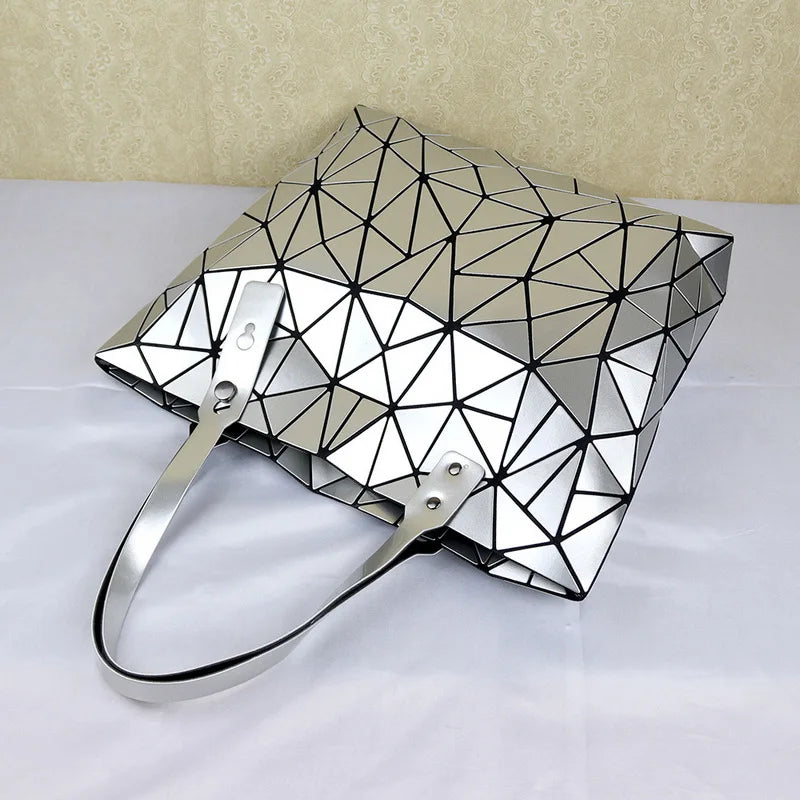 New Gold Handbags Bags For Women 2026 Summer Large Tote Bag Ladies Geometric Messenger Shoulder Bag Beach Luxury Designer Silver