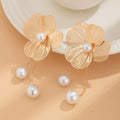 Romantic Flower Petal Long Tassel Drop Earrings for Women 2025 Trend Imitation Pearl Hanging Piercing Earrings Wed Jewelry Gift