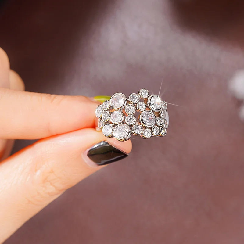 Huitan Trendy Women Rings Full with Round Cubic Zirconia Silver Color High-quality Wedding Bands Accessories Modern Jewelry 2023