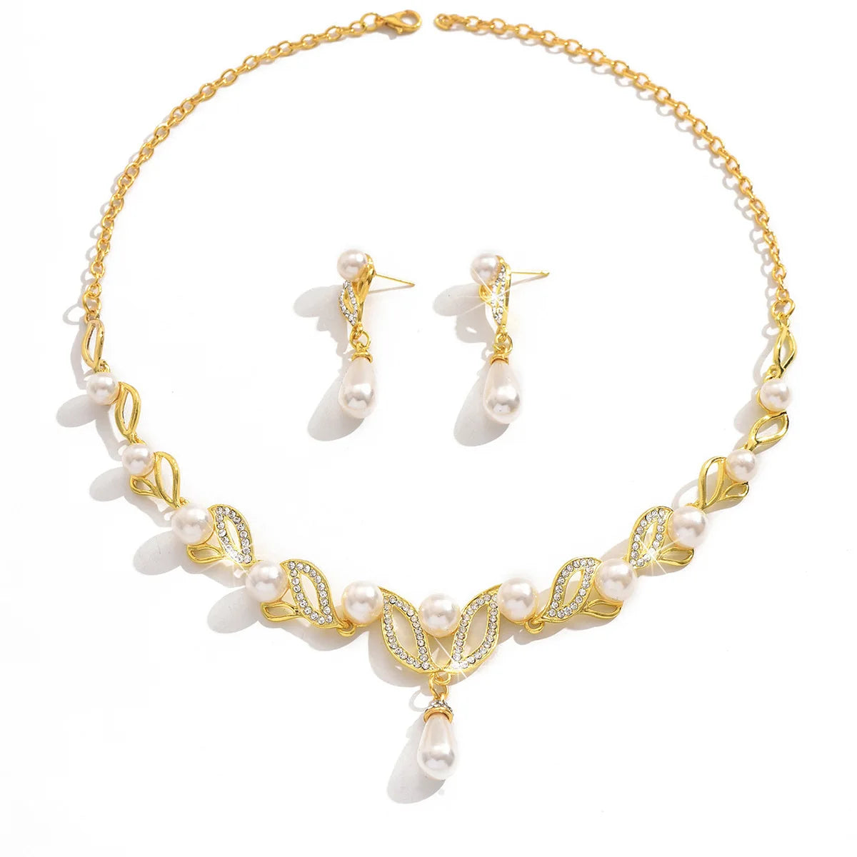 Ladies' fashionable design, imitation pearl necklace, earrings, jewelry set suitable for weddings, gatherings, holidays, gifts
