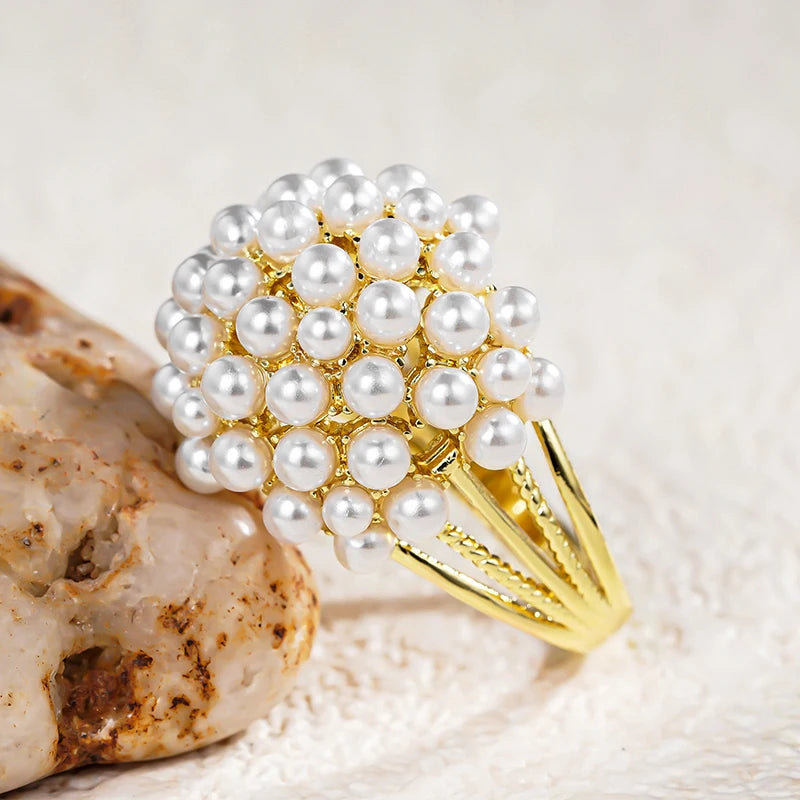 Huitan Luxuriant White/Purple Imitation Pearl Rings for Women Aesthetic Wedding Engagement Accessories Trendy Jewelry Drop Ship