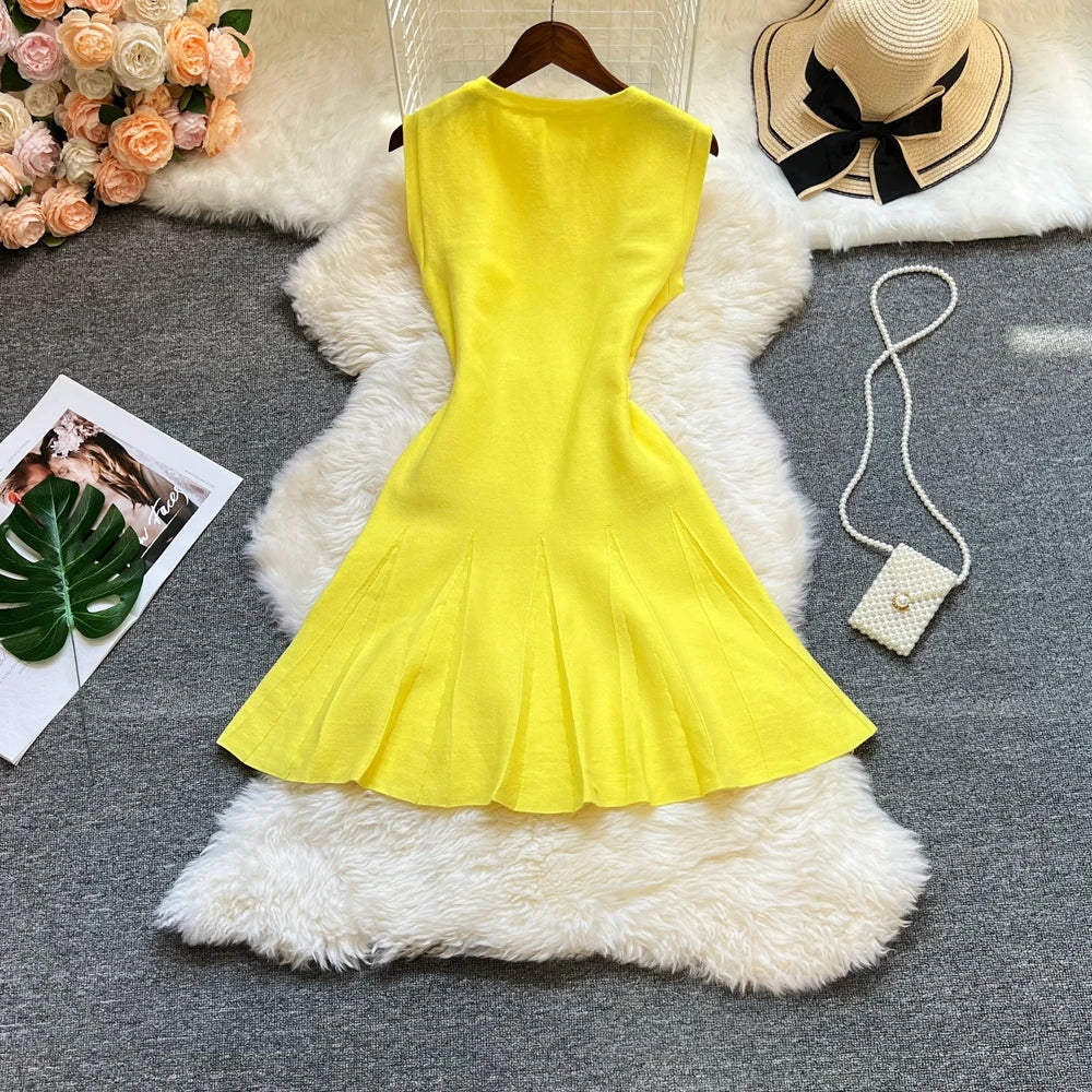 YuooMuoo Chic Fashion 2026 Summer Pleated Short Dress Women O-neck Slim Waist A-line Party Dress Streetwear Lady Outfits Vestido