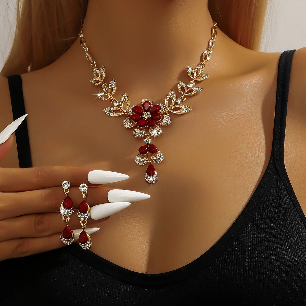 3PC Women's Fashion Trend Design Versatile Flower Necklace Earrings Jewelry Set Wedding Banquet Party Holiday Gift