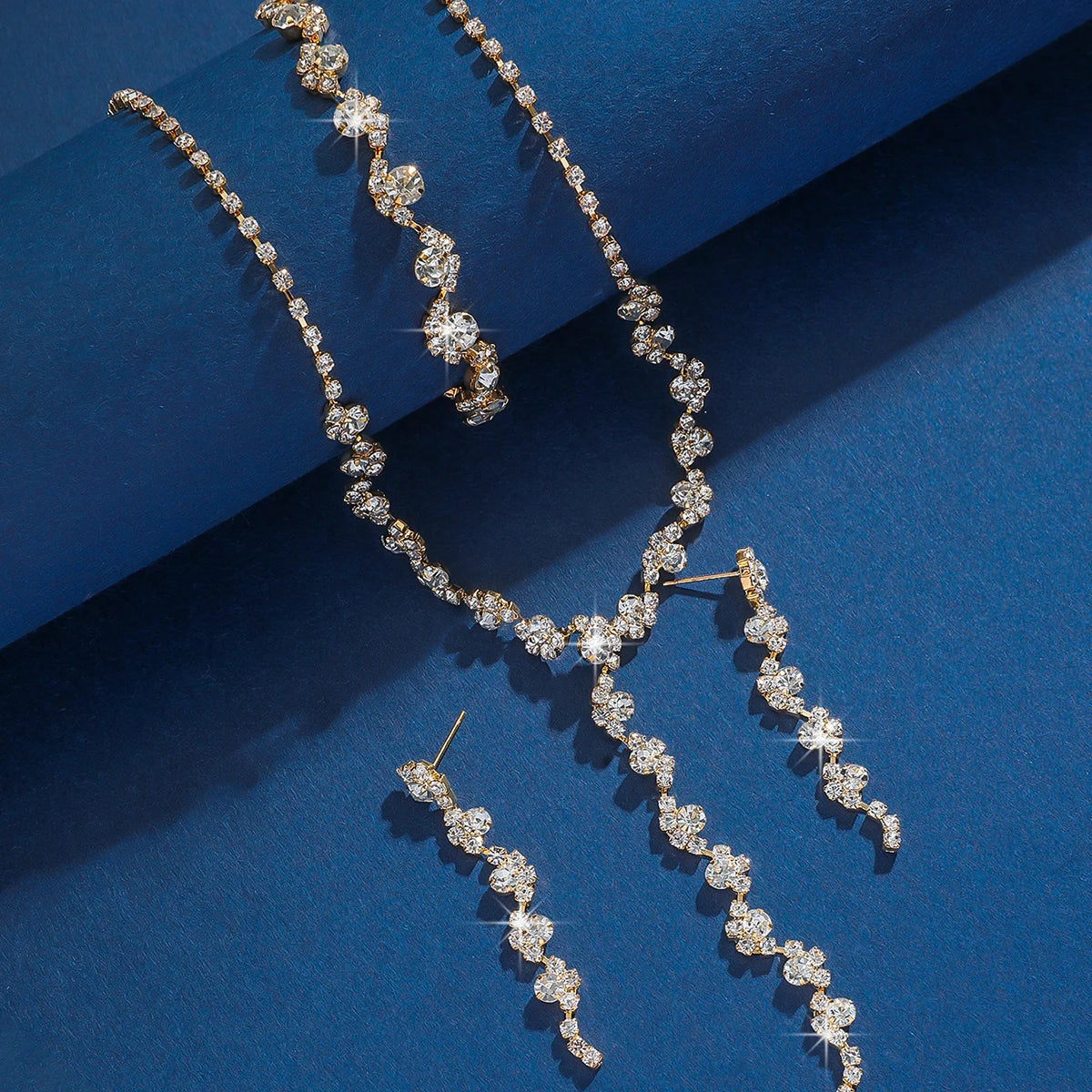 4PC Women's Fashion Geometric Flower Necklace Earrings Bracelet Jewelry Set Wedding Party Festival Gift-8073