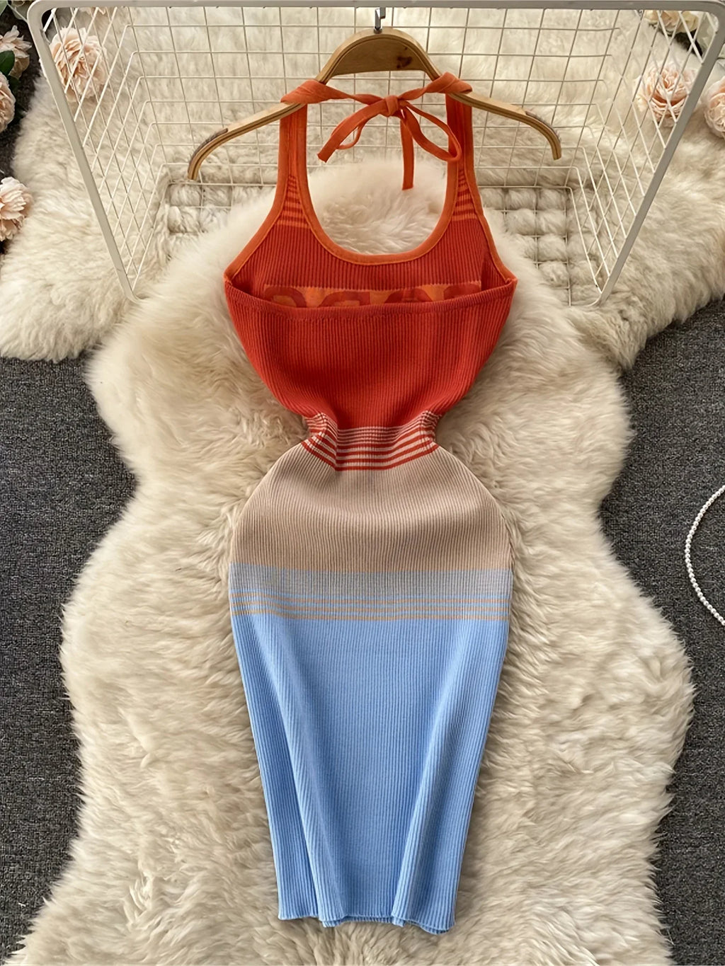 2026 Women's Color Block Bodycon Halter Dress  Sexy and Backless for Spring and Summer Short Sundress Outfit