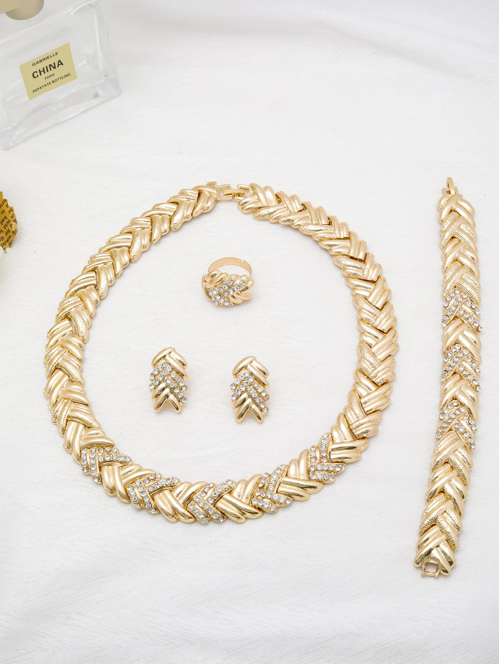 Fashion 18k Gold Plated Jewelry Set Dubai African Choker Necklace Earrings Rings Wedding Bridal Jewellery Sets for Women