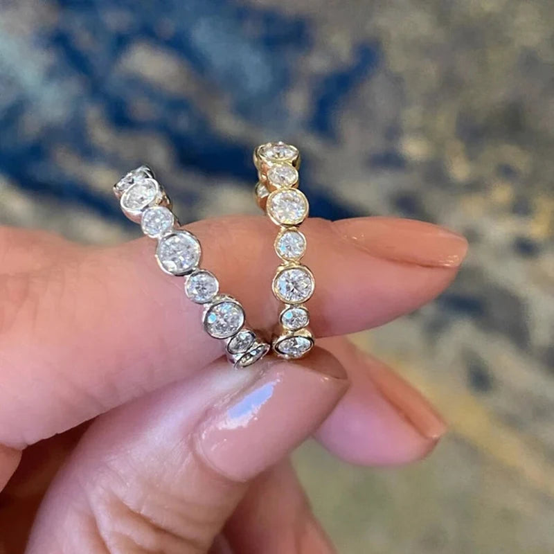 Huitan Round Cubic Zircon Promise Rings for Women Novel Accessories Luxury Wedding Rings Silver Color/Gold Color Fashion Jewelry