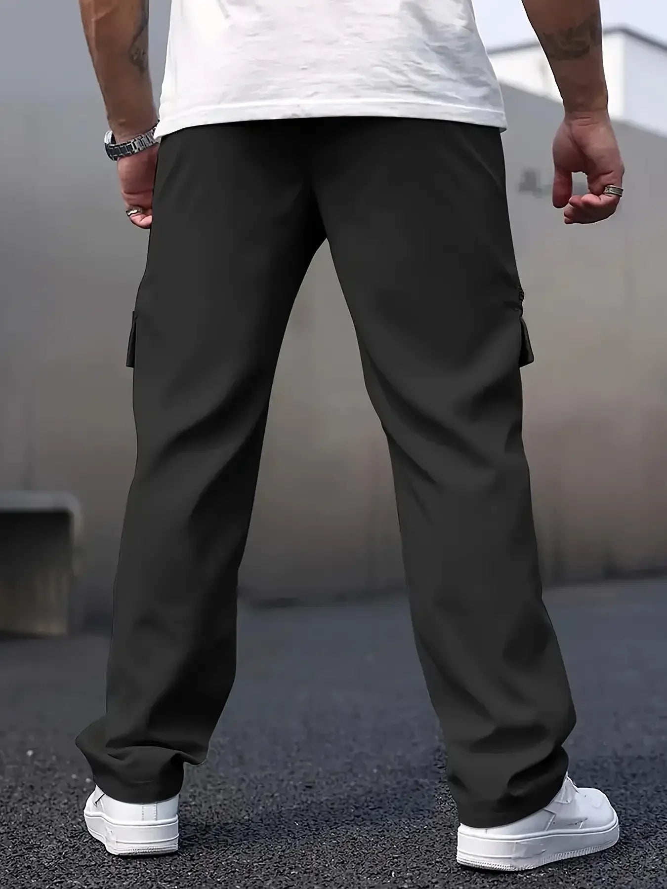Men's autumn and winter multi pocket casual commuting work pants, fashionable and versatile