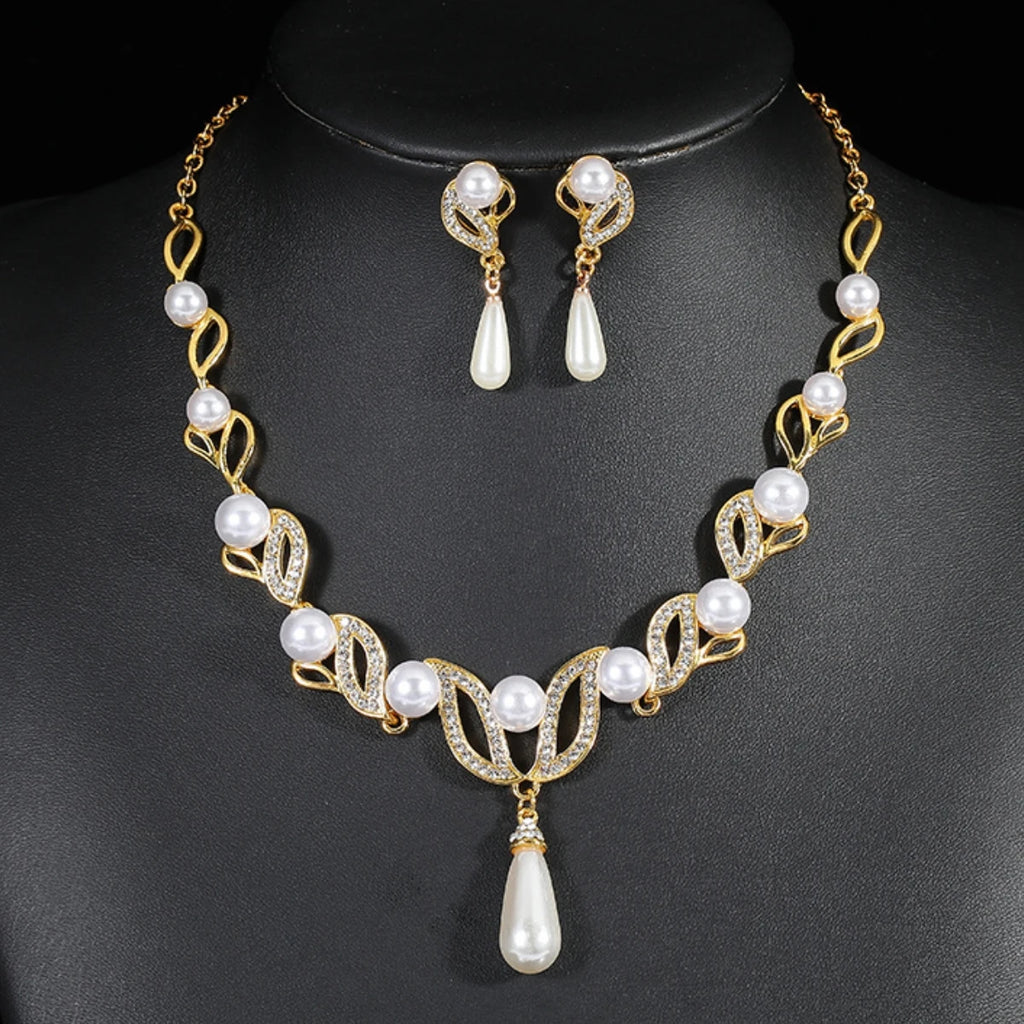 Ladies' fashionable design, imitation pearl necklace, earrings, jewelry set suitable for weddings, gatherings, holidays, gifts